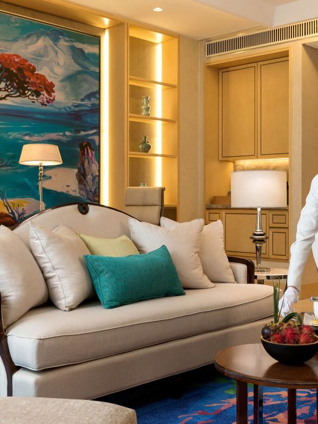 🌟 Jakarta's Jewel: Discover Raffles Hotel's Luxe Life 🌟