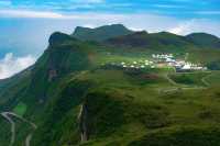 湘西八面山：懸壁公路上的空中草原與千年古城