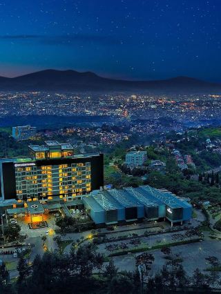 🌟 Bandung's Luxe Retreat: InterContinental Dago Pakar 🌟