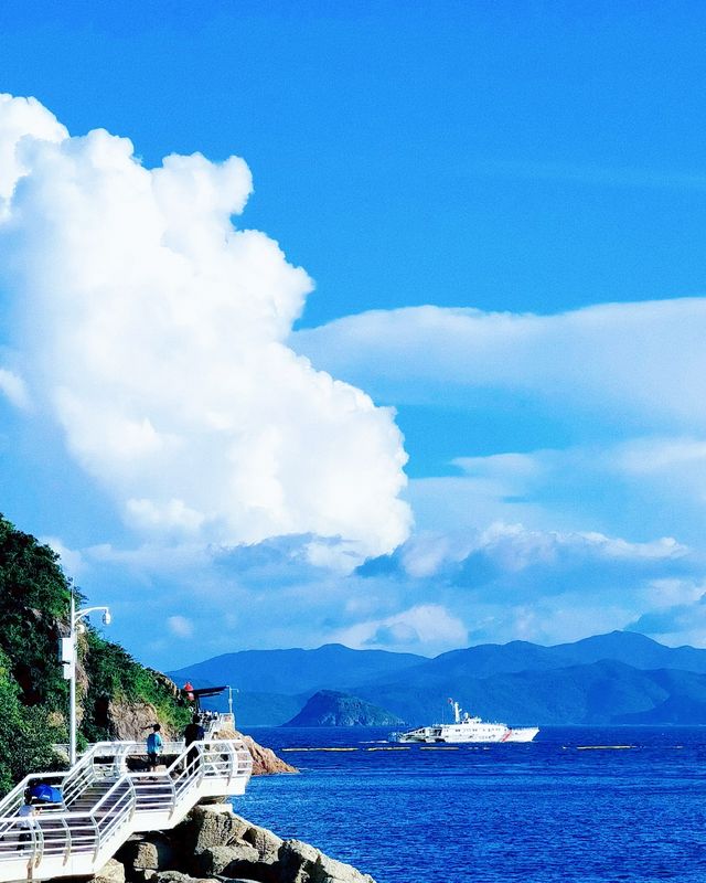 隱藏在海岸線上的神秘之光，等你來探