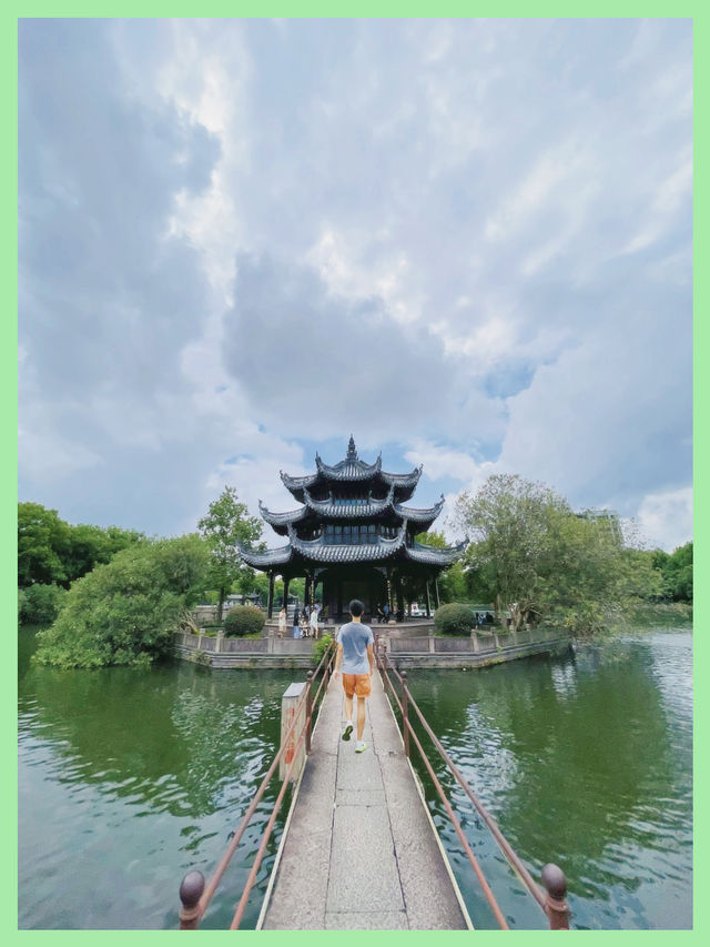 台州旅行台州有東湖風來花自落柳岸碧水潺