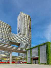 🌟 Zhuhai Delights: Stay at Fengyu International 🏨