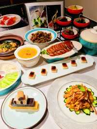 魚子醬燒鴨真係好香，一啖就令人食指大動。