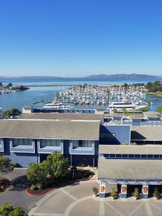 Berkeley Seaview Room, San Francisco Bay at a Glance!