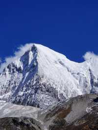 Exploring Ganzi Tibetan Autonomous Prefecture: A Cultural and Natural Haven