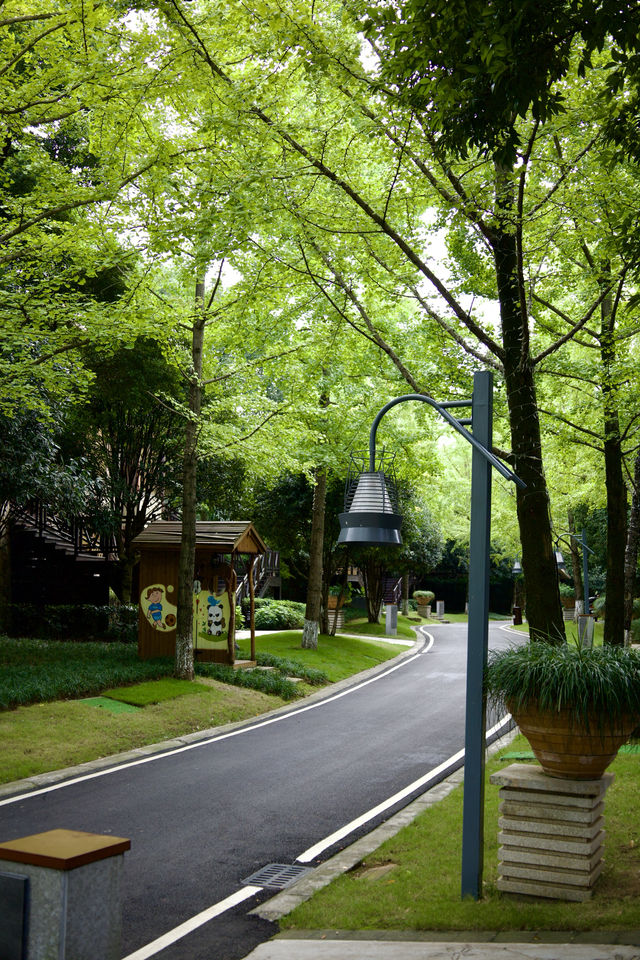 峨眉山寶藏度假酒店｜烏蘭度假酒店。