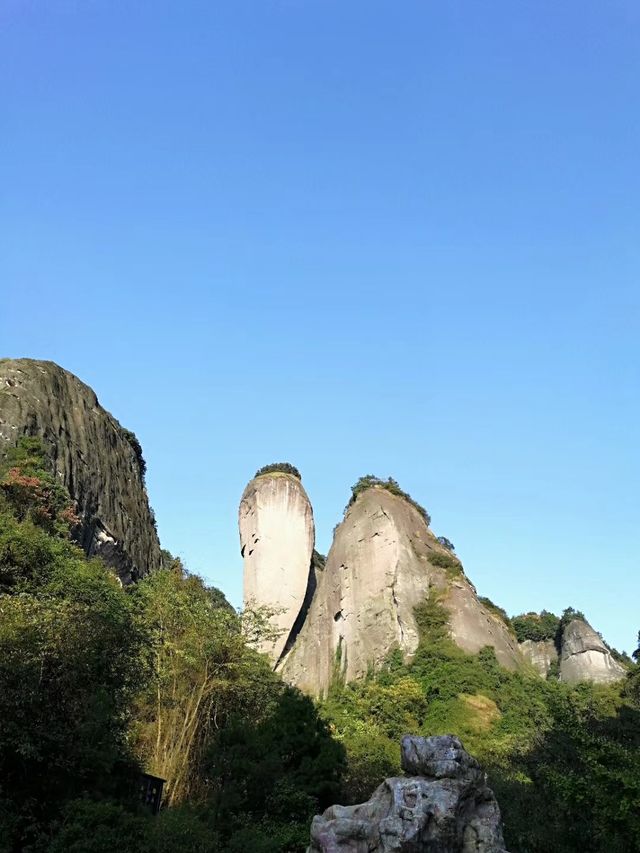 湘楚丹霞與荊楚銀杏嘅夢幻之旅