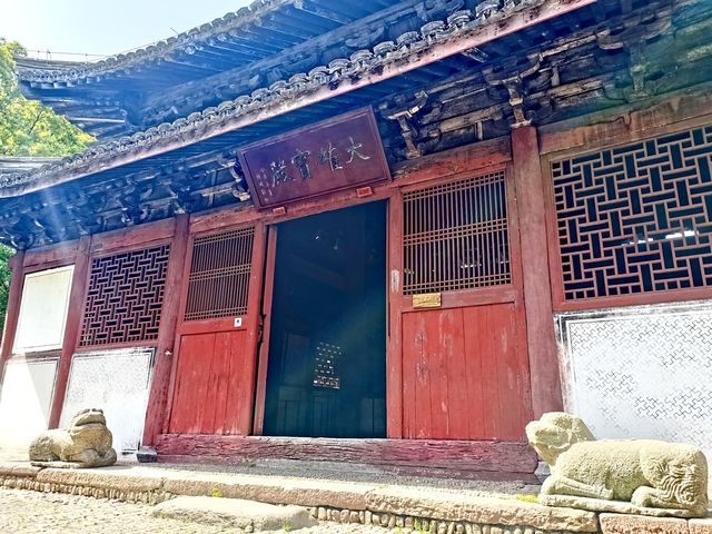 古老與現代並存的延福寺