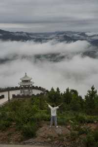 氛圍感爆棚！仁里村半嶺雲海日出先係夏天嘅正確打開方式