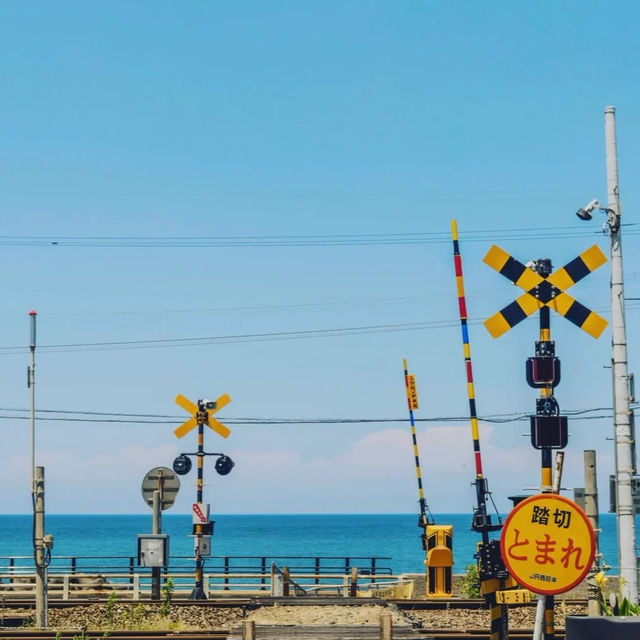 【島根縣隱世海景車站！折居站打開門就見到大海🌊】