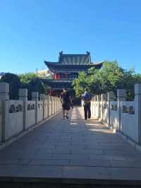 Ürümqi: Where Cultures Meet Under the Tianshan Mountains 🏔️🌆