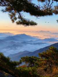 黃山兩天一夜徒步路線慢爬看峽谷賞日落