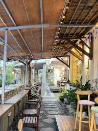 🎨 Youyitsun Cultural Park: Where Taiwan's Creativity Flows Like Mountain Springs! 🌿