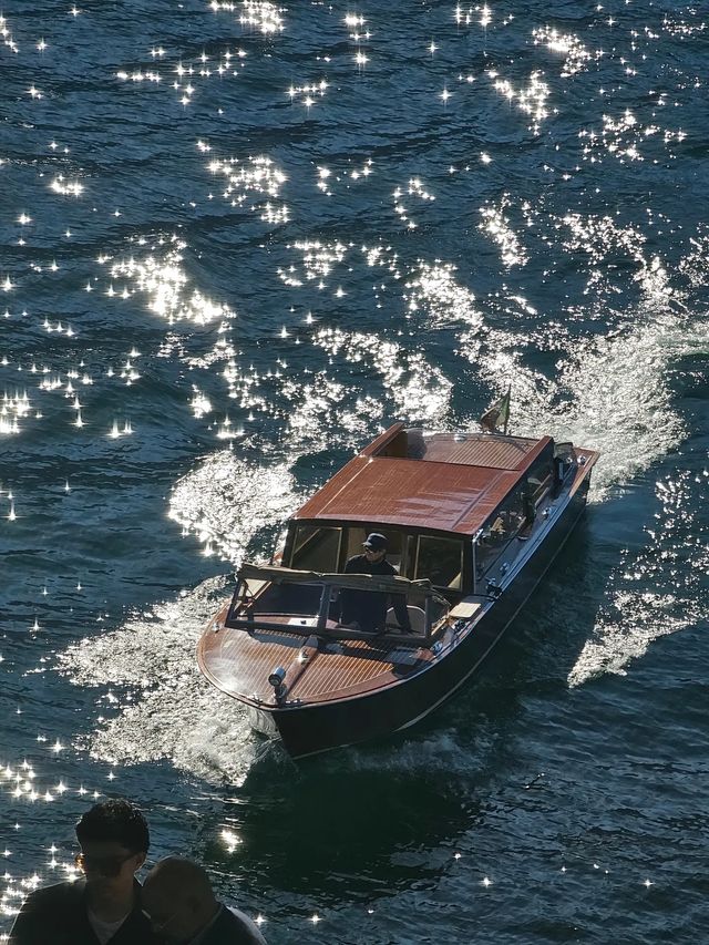 如果浪漫有顏色,一定是科莫湖的克萊因藍 如果浪漫有顏色,一定是科莫湖的克萊因藍