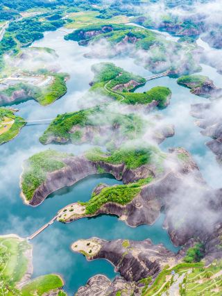 In Hunan, discover a seriously underrated Danxia landform
