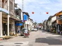 เมืองเก่าตะกั่วป่าไร้สายไฟ
