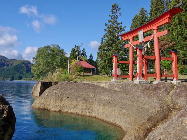 【秋田県・仙北市】煌めく濃淡の田沢湖✨