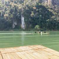 ノーンキャウ最高の水上レストラン　Ou River House