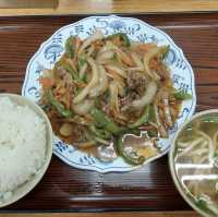 地元に愛される『やんばる食堂』