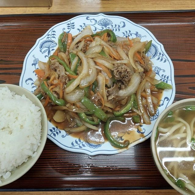 地元に愛される『やんばる食堂』