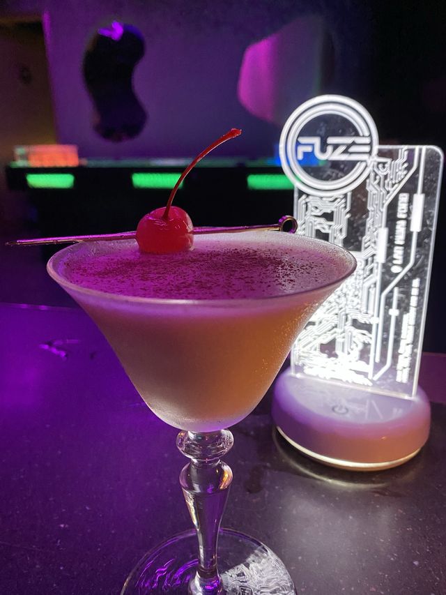 中環:蘭桂坊 cyber 酒吧 中環:蘭桂坊 cyber 酒吧