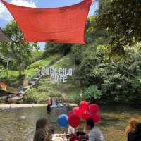 ENJOY KAMPUNG FOOD IN RIVER?! WHY NOT!