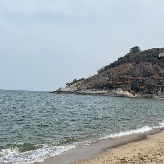 หาดทรายน้อย🌊