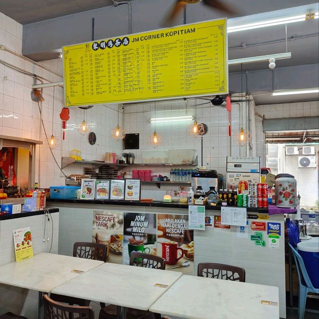 聚明彎茶店吃招聘吐司