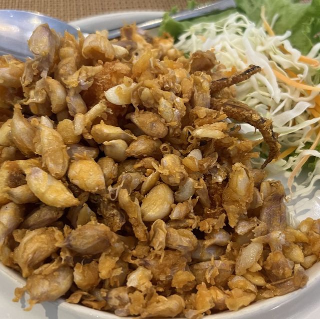 อร่อยเต็มพุง ภัตตาคารบ้านทุ่ง ปทุมธานี 