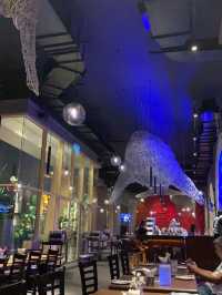 馬來西亞🇲🇾朋友聚會好地方❤️The Barn😎時尚酒吧餐廳🍴一應俱全👍🏻
