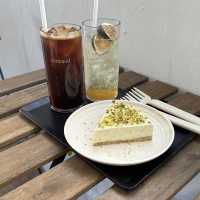 《韓国/コンデ》 cafe 現地の若者も集まるコンデエリアのお洒落カフェ✴︎ 랭보