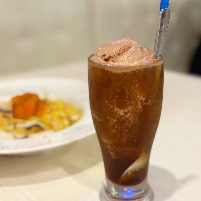 旺角抵食親民樓上cafe