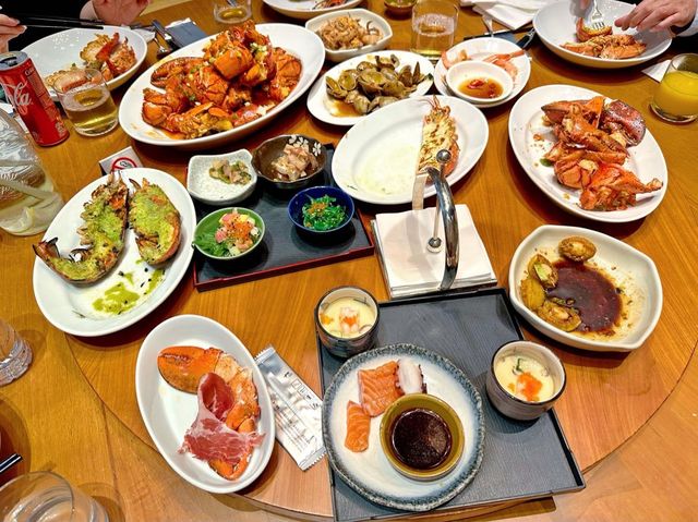 點解要早半年訂位？mezza9 「與廚共饗」超抵食海鮮自助晚餐。