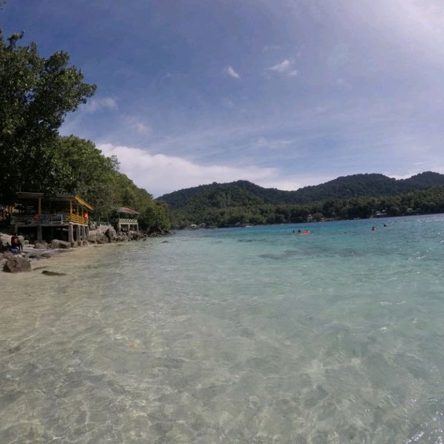 Rubiah Island paradise in the edge of Indonesia