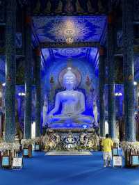 Fascinating Blue Temple in Chiang Rai