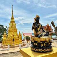 พระอุโบสถสีแดงแห่งเดียวบนเกาะสมุย 7