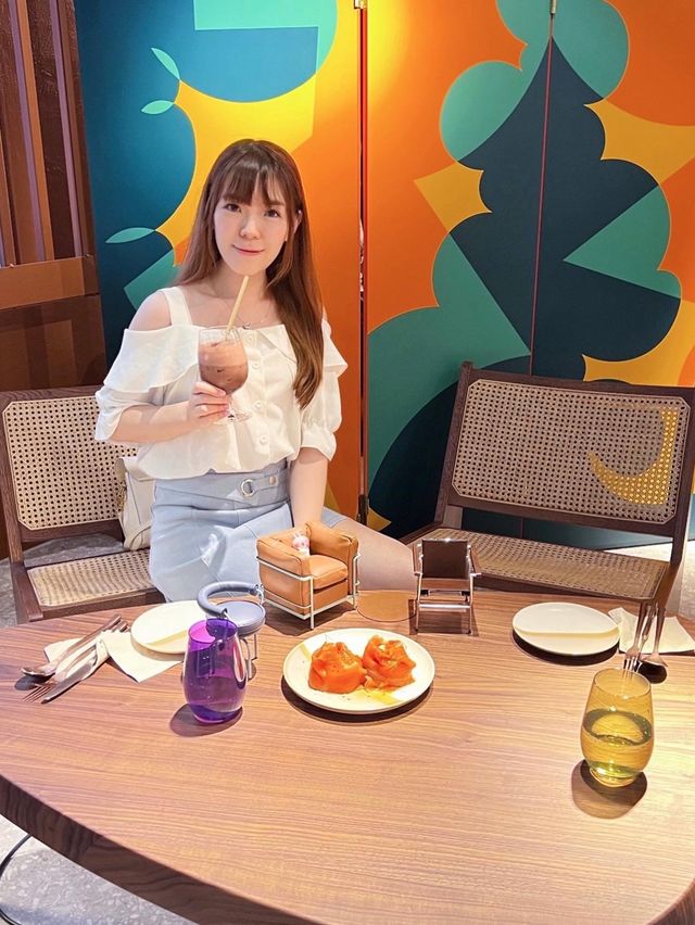 🌟中環隱世cafe @全球第一間Cassina cafe