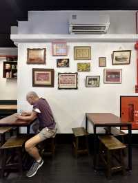 QQ Bee Hoon with Old School Deco!🍜📅💯🏠