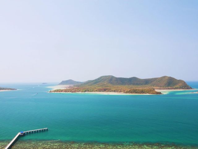 เกาะแสมสาร สัตหีบ ทะเลสวยใกล้กรุงเทพ
