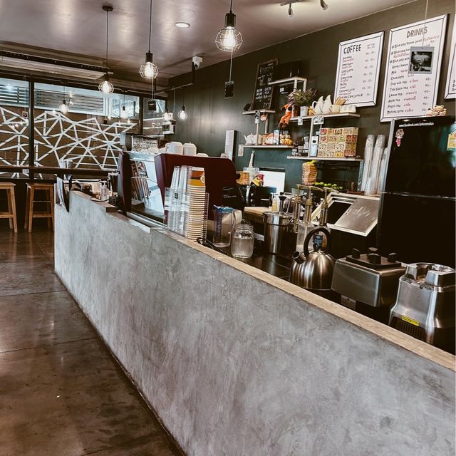 Prinze Melon Food & Coffee  ตลาดน้ำบางน้ำผึ้ง