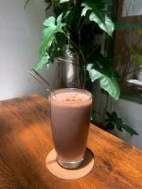 Verde Cafe &​ Restaurant​ คาเฟ่กึ่งแกลอรี่ 