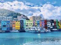 新北｜🌈🏘️美麗無暇📍 Zhengbin Port Color Houses 正濱漁港-彩色街屋