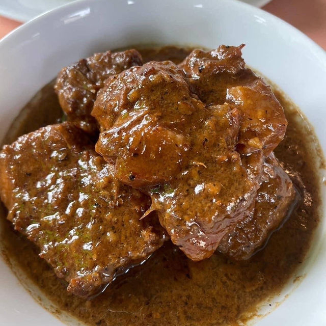 ระย้า ร้านอาหารเก่าแก่ดั้งเดิมเมืองภูเก็ต ระย้า ร้านอาหารเก่าแก่ดั้งเดิมเมืองภูเก็ต