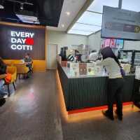COTTI COFFEE 库迪咖啡