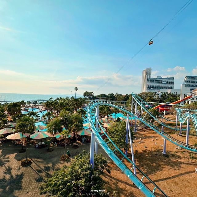 #นั่งรถไฟโมโรเรล  ที่สวนน้ำพัทยาปาร์ค แค่คนละ50บาท