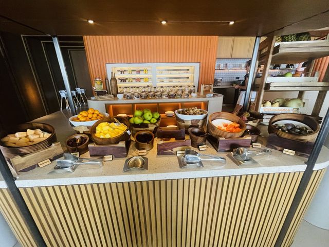 モルディブのリッチな朝食を🍽️