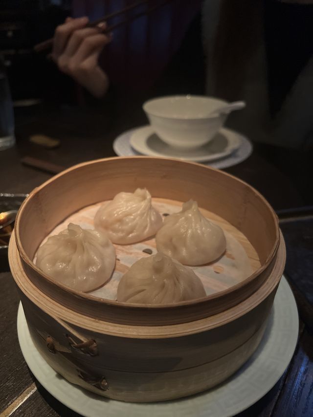 【🦁 高級川菜 】 出色爆汁片皮鴨 + 叉燒 😍😍
