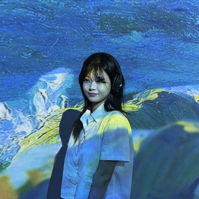 서울 미디어아트 전시 ‘반 고흐 인사이드 : 러브 빈센트’