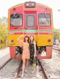 泰國🇹🇭一生人必須看一次的美功鐵道市場🚂
