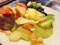 臺中西屯 祖傳爌肉飯（必吃特色美食、人氣平價炒麵牛肉麵、銅板料理、24小時營業、宵夜早餐 午晚餐聚餐首選推薦餐廳）